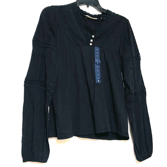 Lucky Brand Black Lace Long Sleeve Peasant Top - Picture 3 of 13